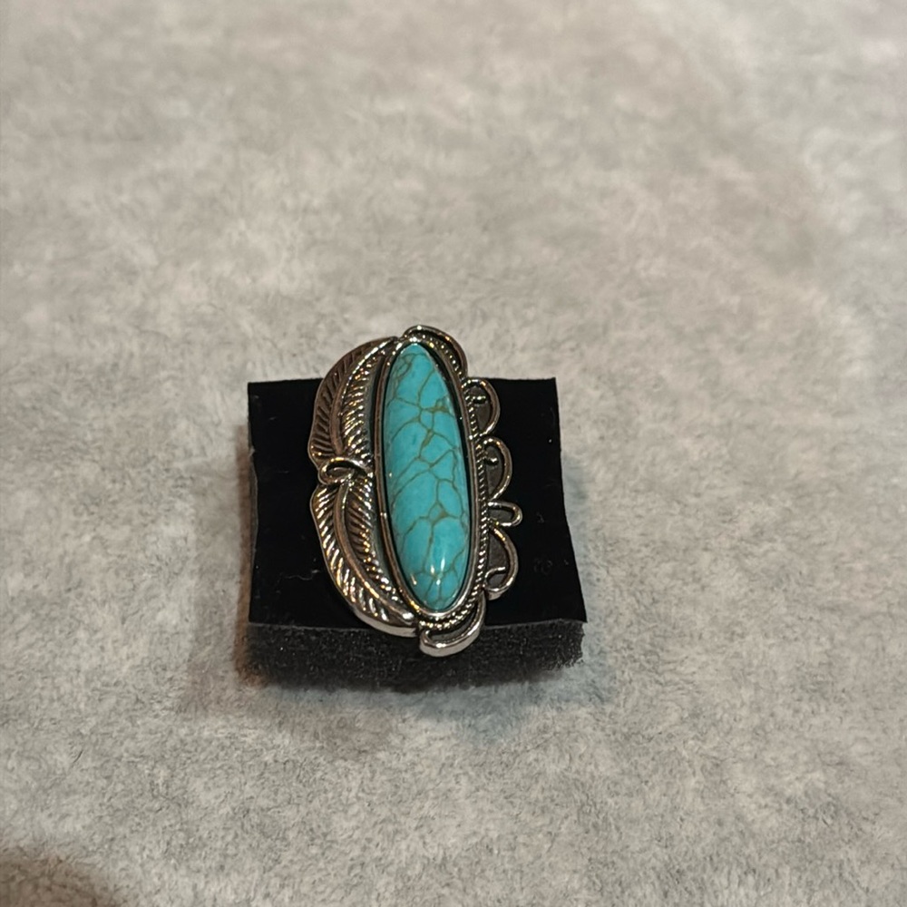 Turquoise ring - Picture 1 of 3